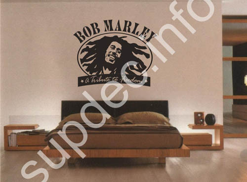 Bob Marley in circle